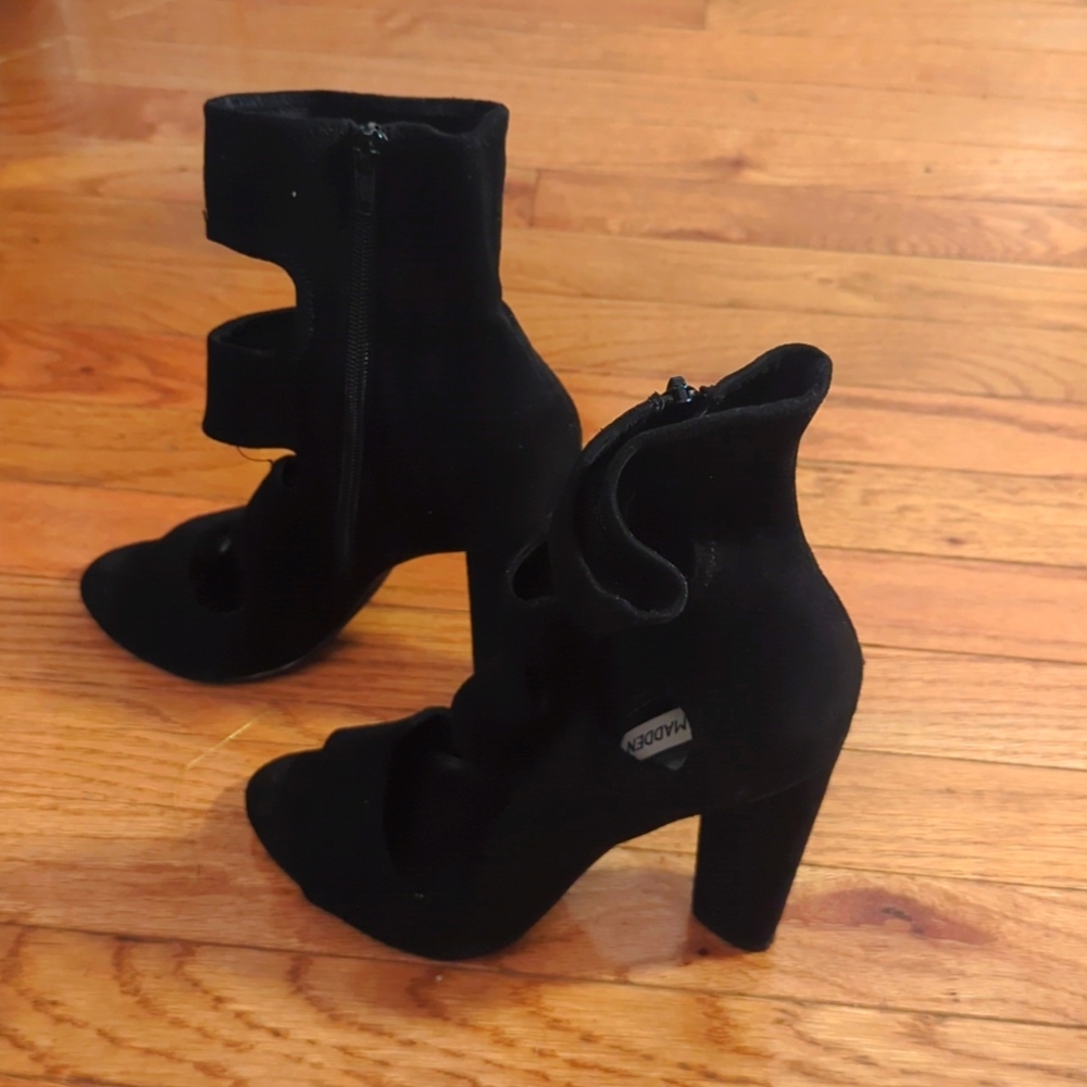 Steve Madden Tawnie Heeled Sandals